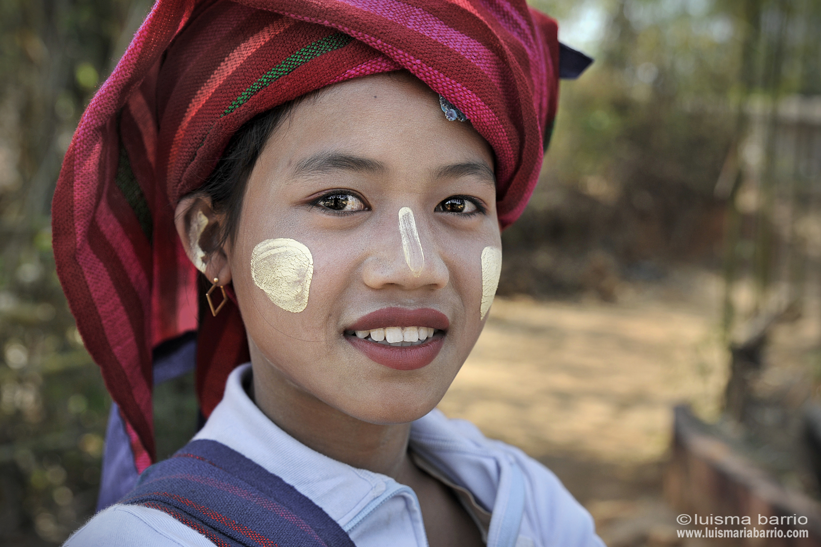 woman girl myanmar burma make-up thanaka
